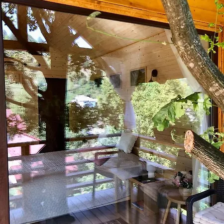 Holiday home Domeniul Horj Casa Din Stejar